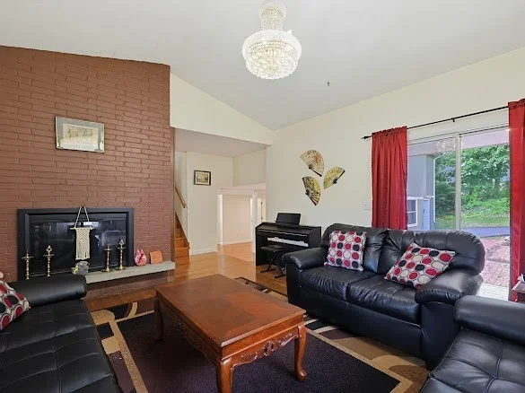17 Churchill Rd, Winchester
