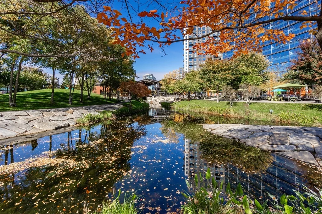 10 Museum Way, East Cambridge