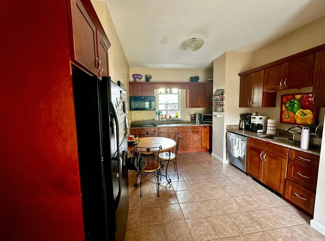 74 Mount Vernon St, East Somerville