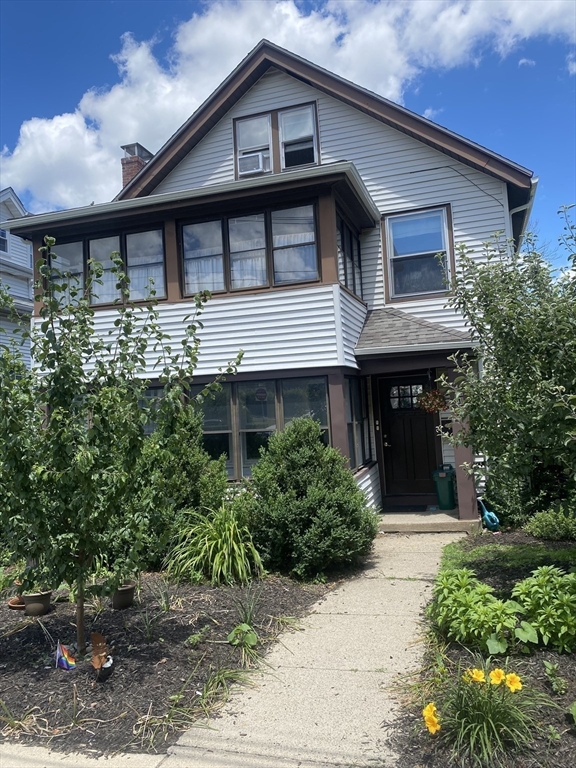 519 Belmont St, Belmont