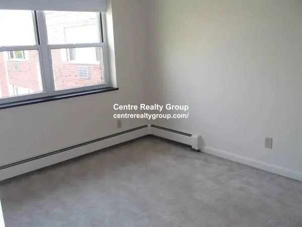 151 Concord St, Newton Lower Falls