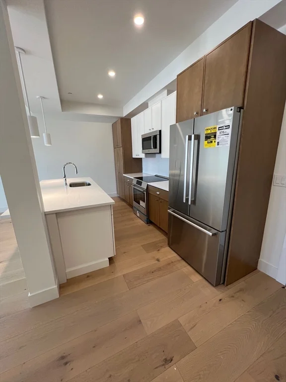 105 Sea St, Quincy