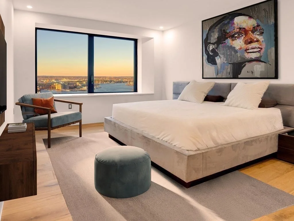 85 E India Row, Waterfront