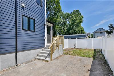 126 Jerome St, West Medford