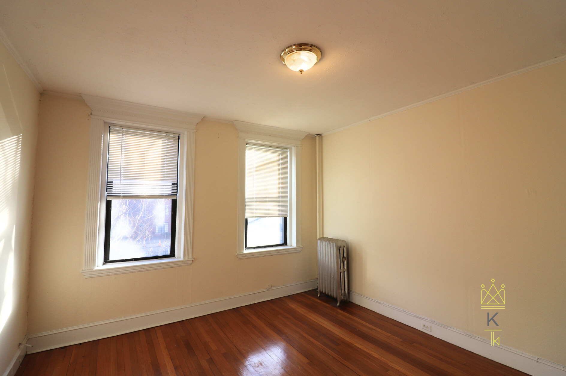 1959 Commonwealth Ave, Brighton