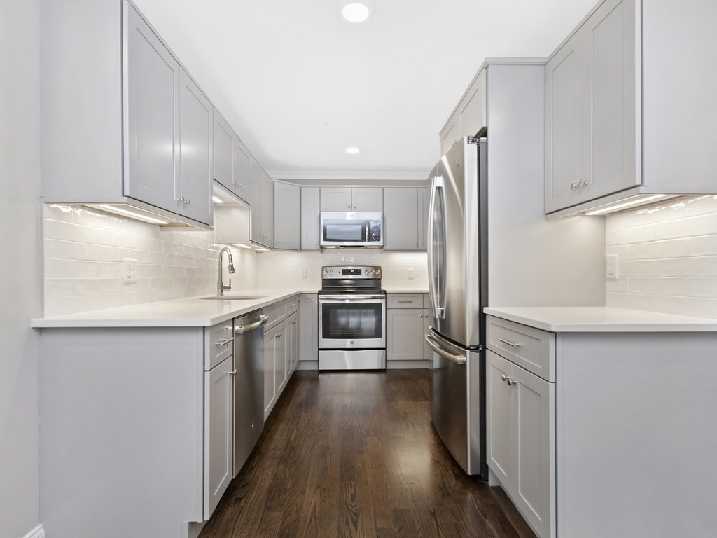 1789 Centre St, West Roxbury