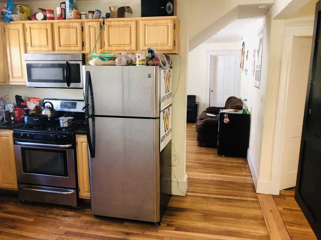 18 Stockwell St, Mission Hill