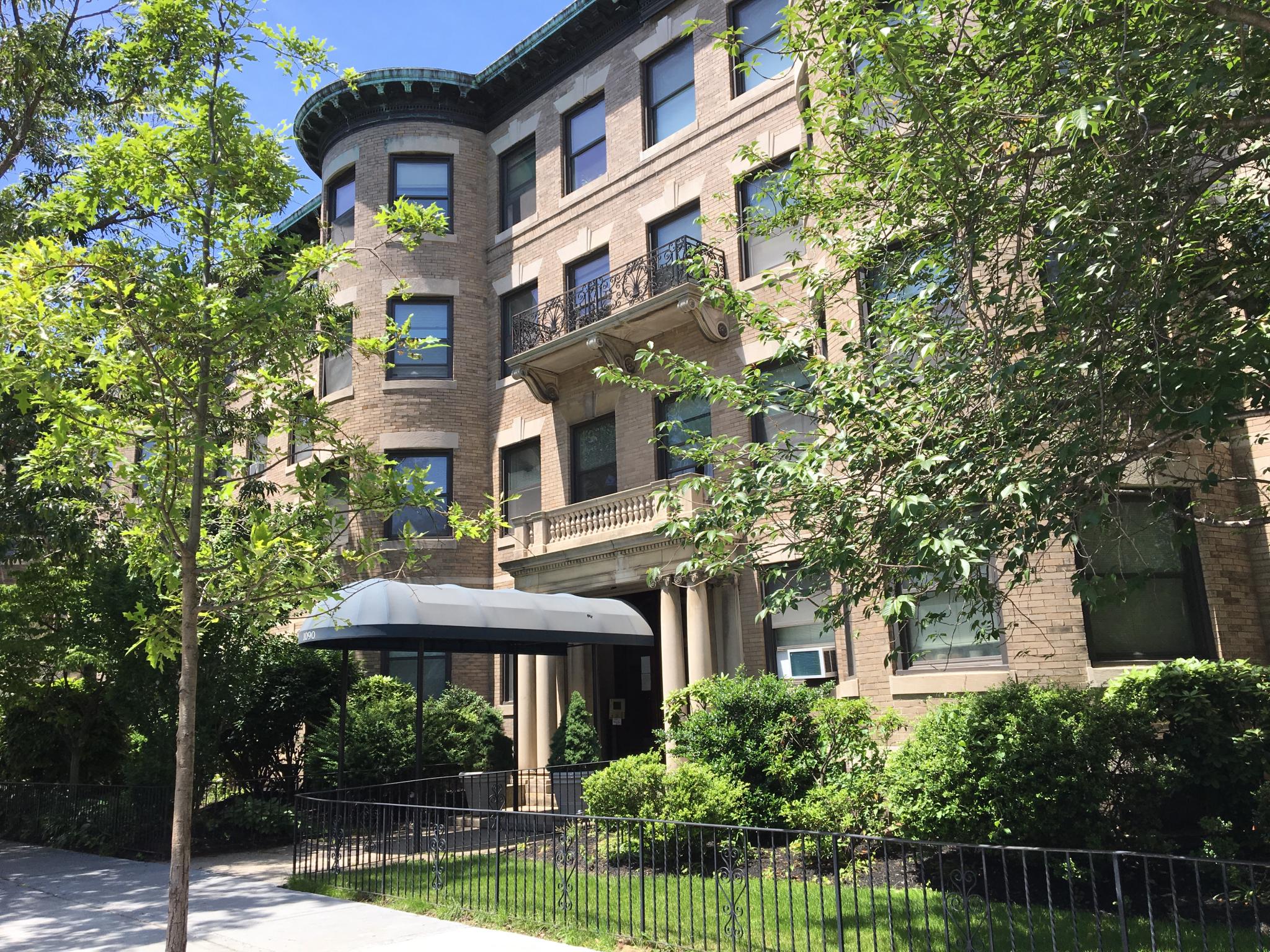 1100 Beacon St, Brookline