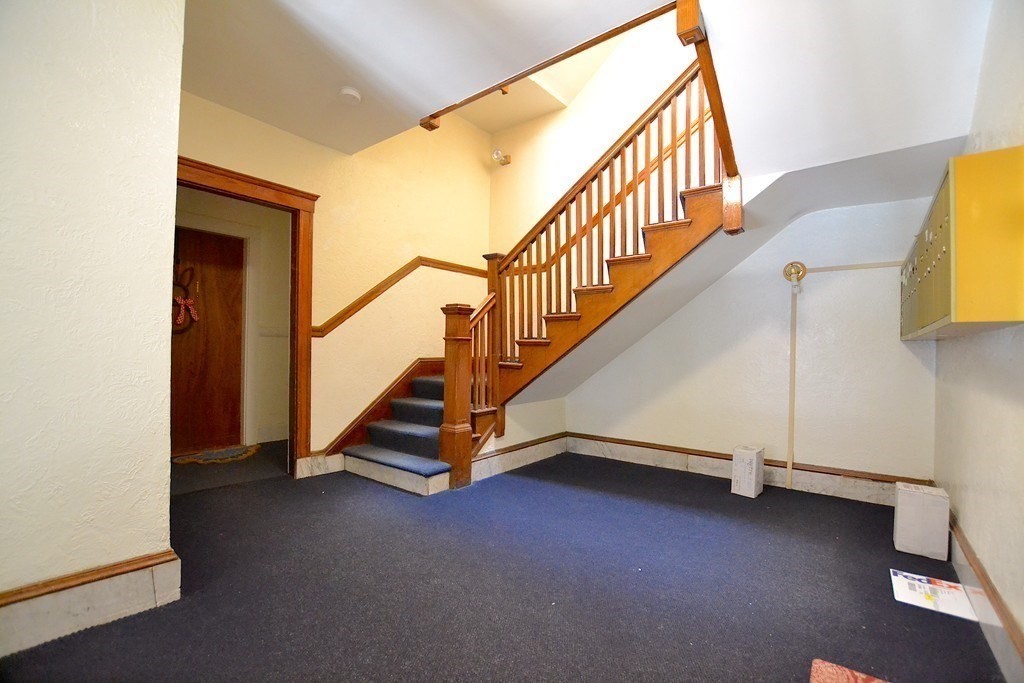 7 Lothian Rd, Brighton