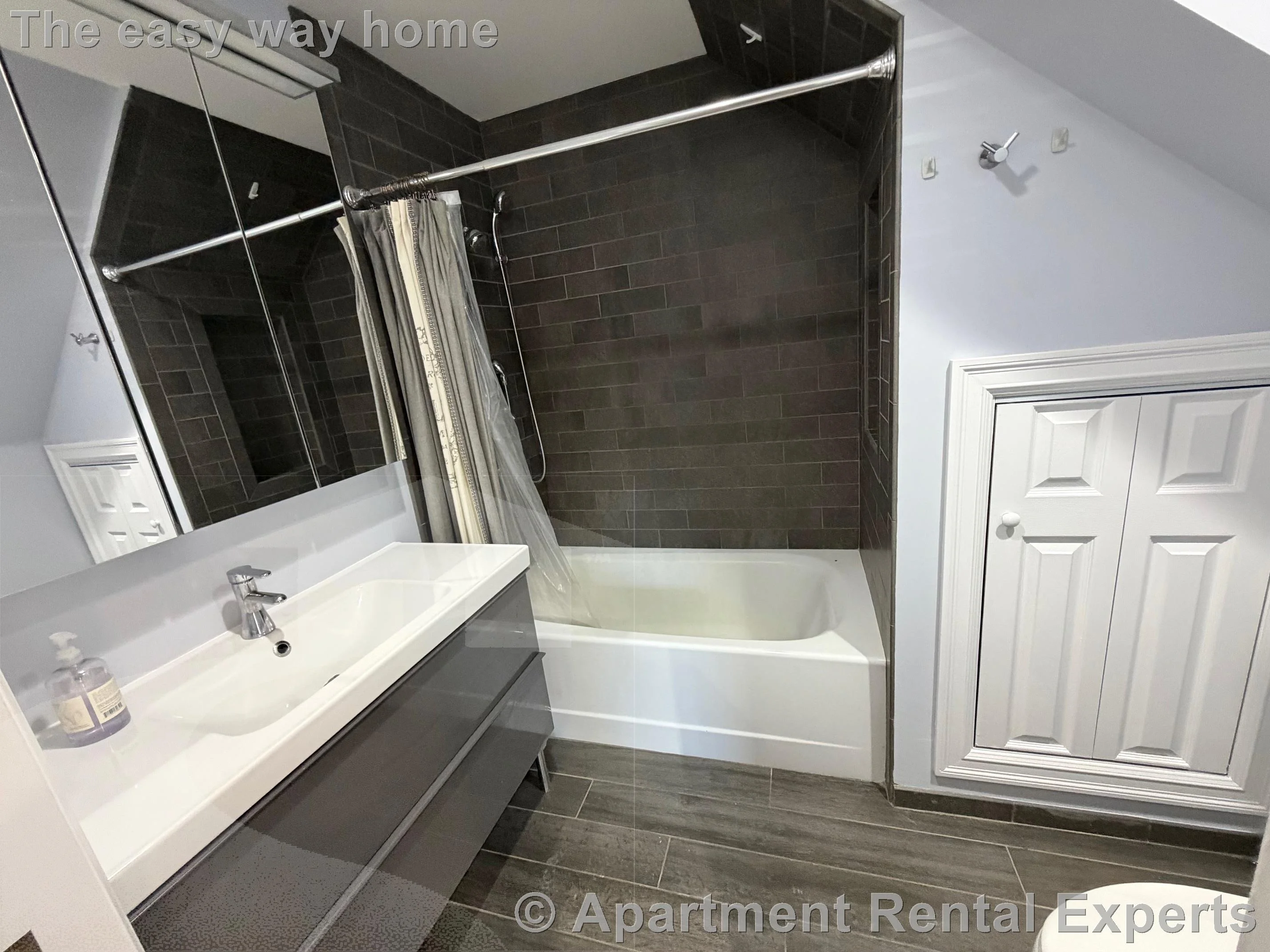 8 Cross St East, East Somerville