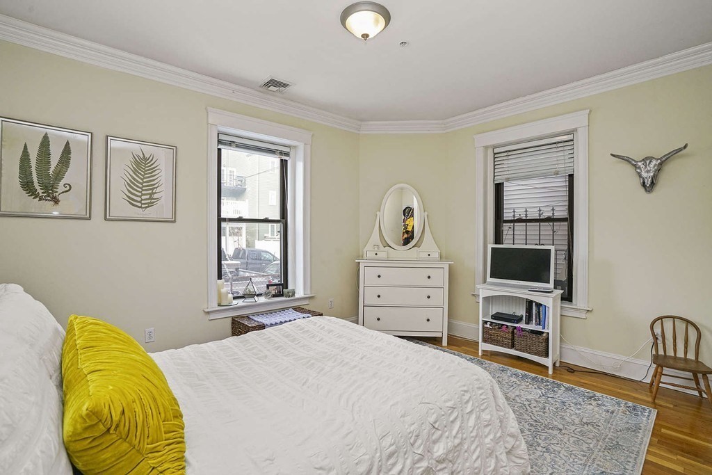 278 K St, South Boston