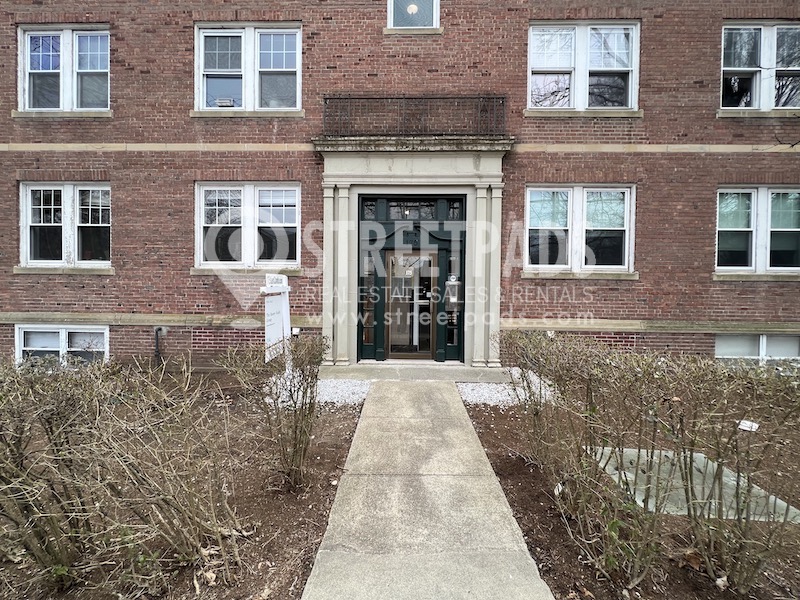 175 Kent St, Brookline