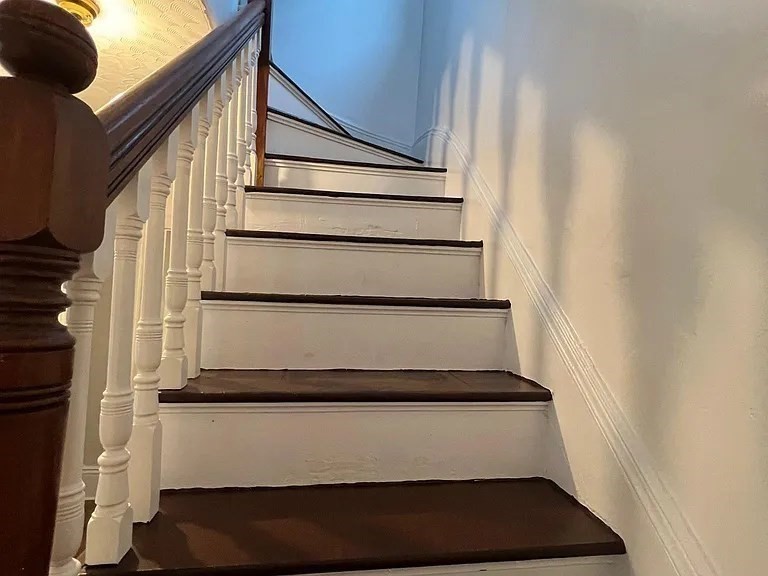 23 Woodville St, Roxbury