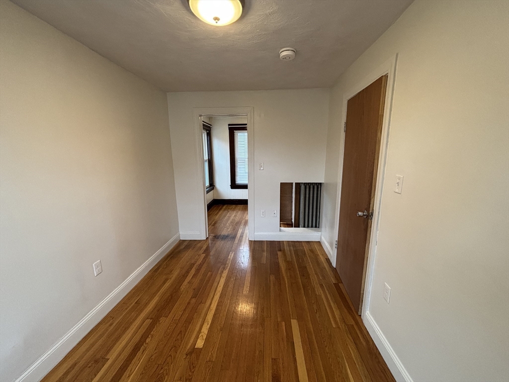 184 Bucknam, Everett