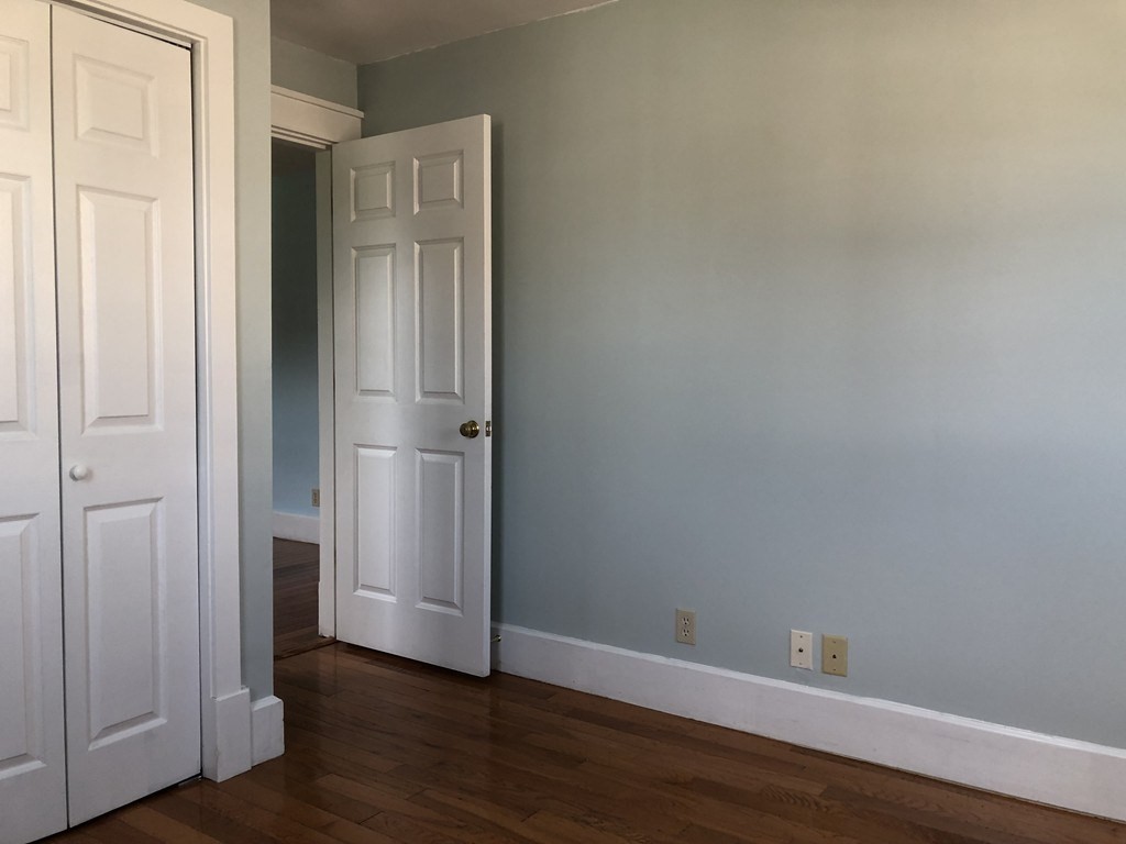 39 Magazine St, Roxbury