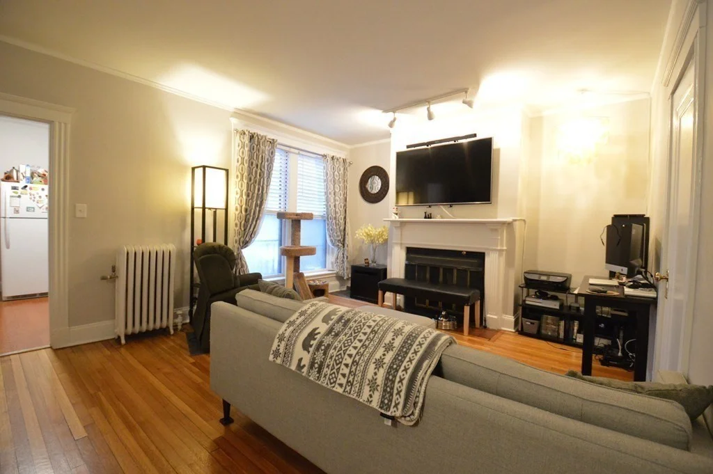 1992 Commonwealth Ave, Brighton