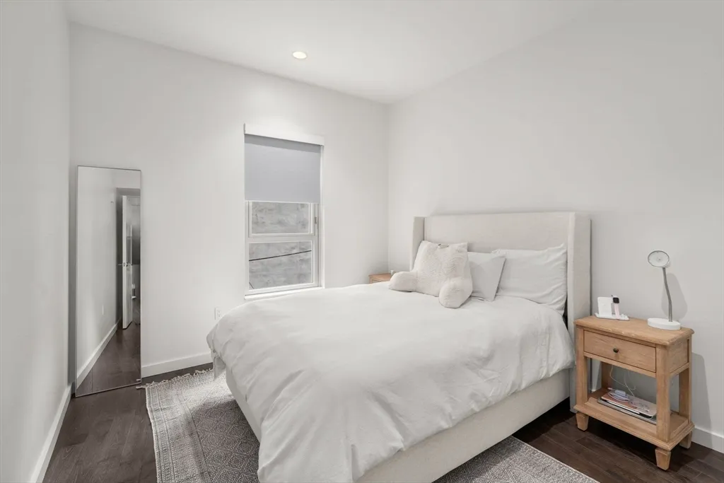 126 Salem, North End