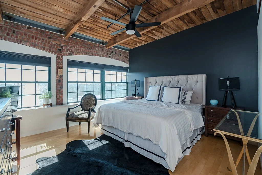 210 Broadway, Everett