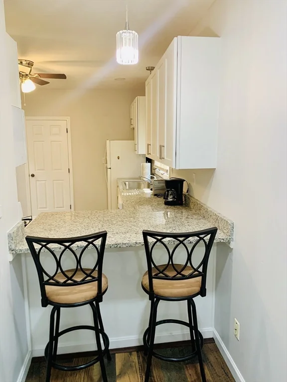 400 Charles, Edgeworth