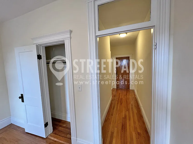 31 Park Dr, Fenway
