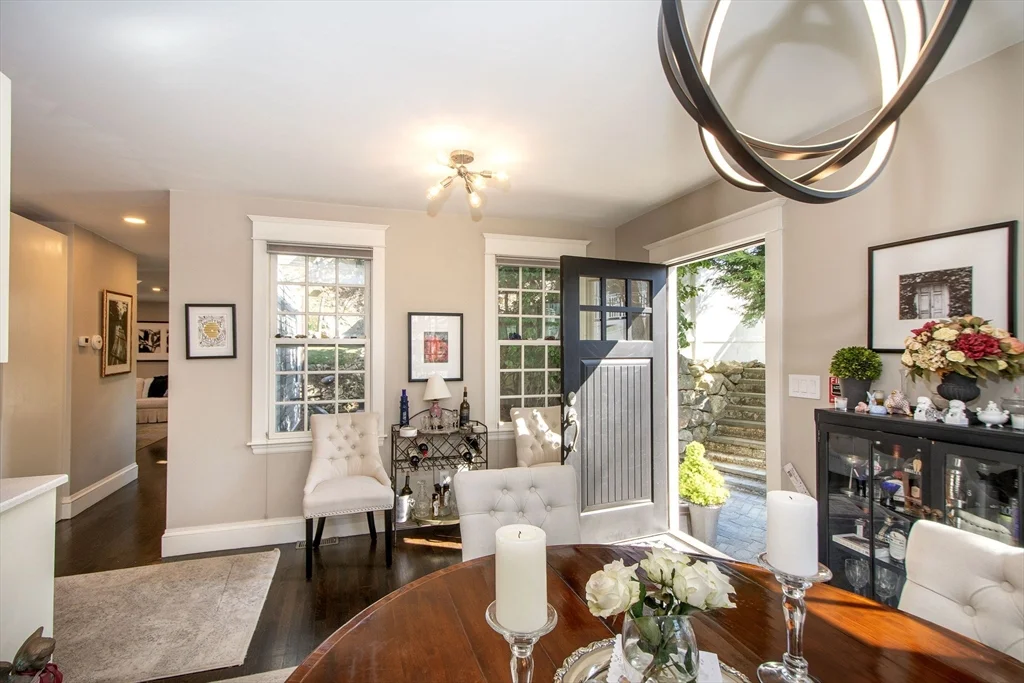108-110 Elm St, Cohasset