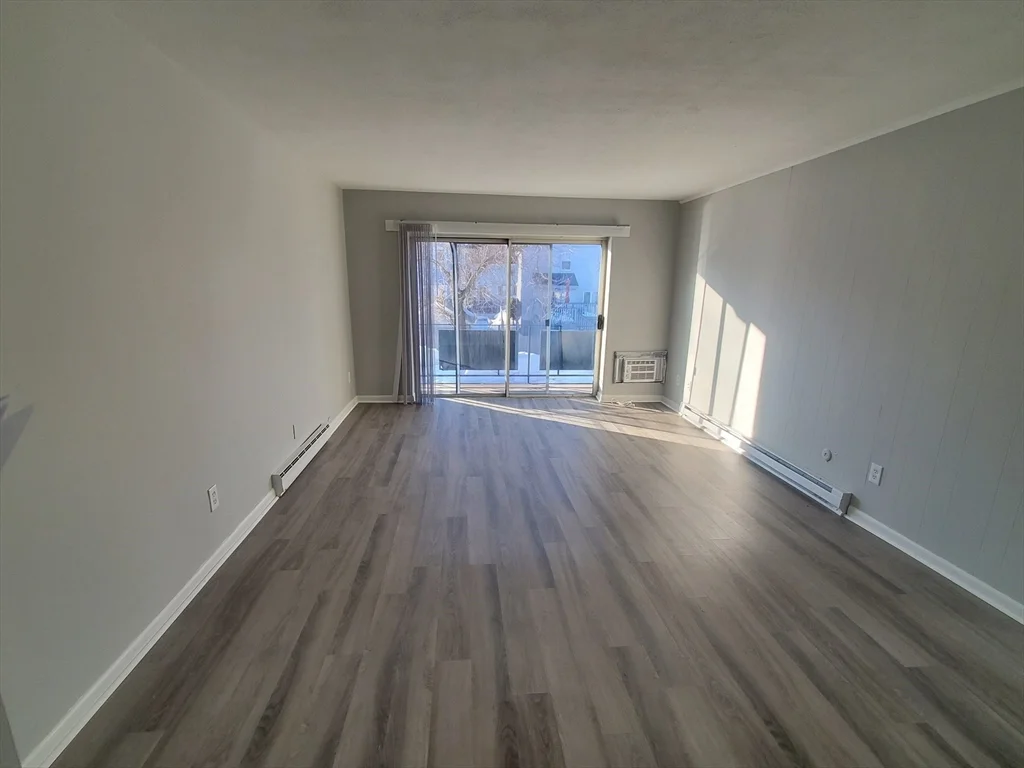 760 Cummins Highway, Mattapan