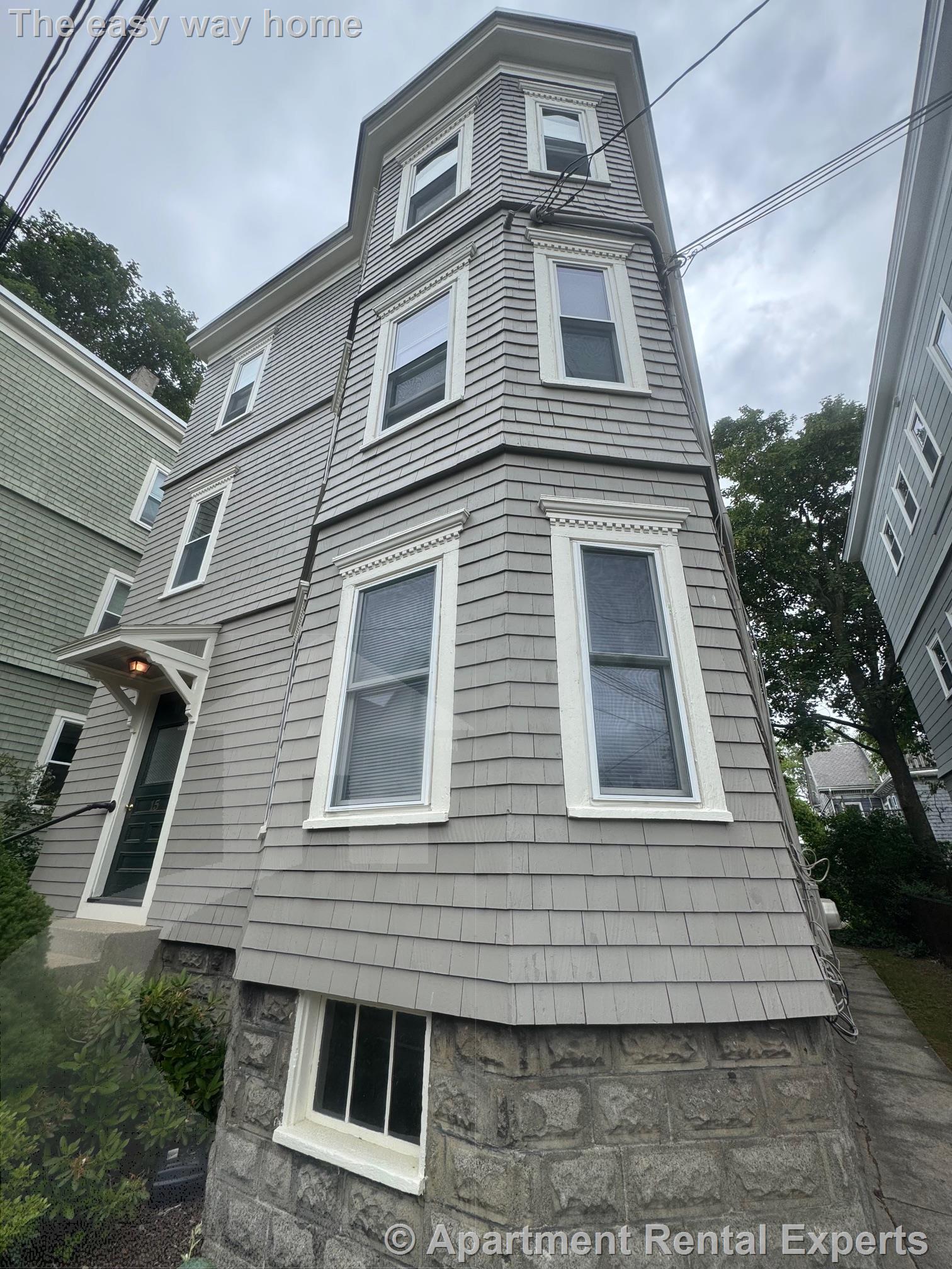 15 Belmont Sq, Porter Square