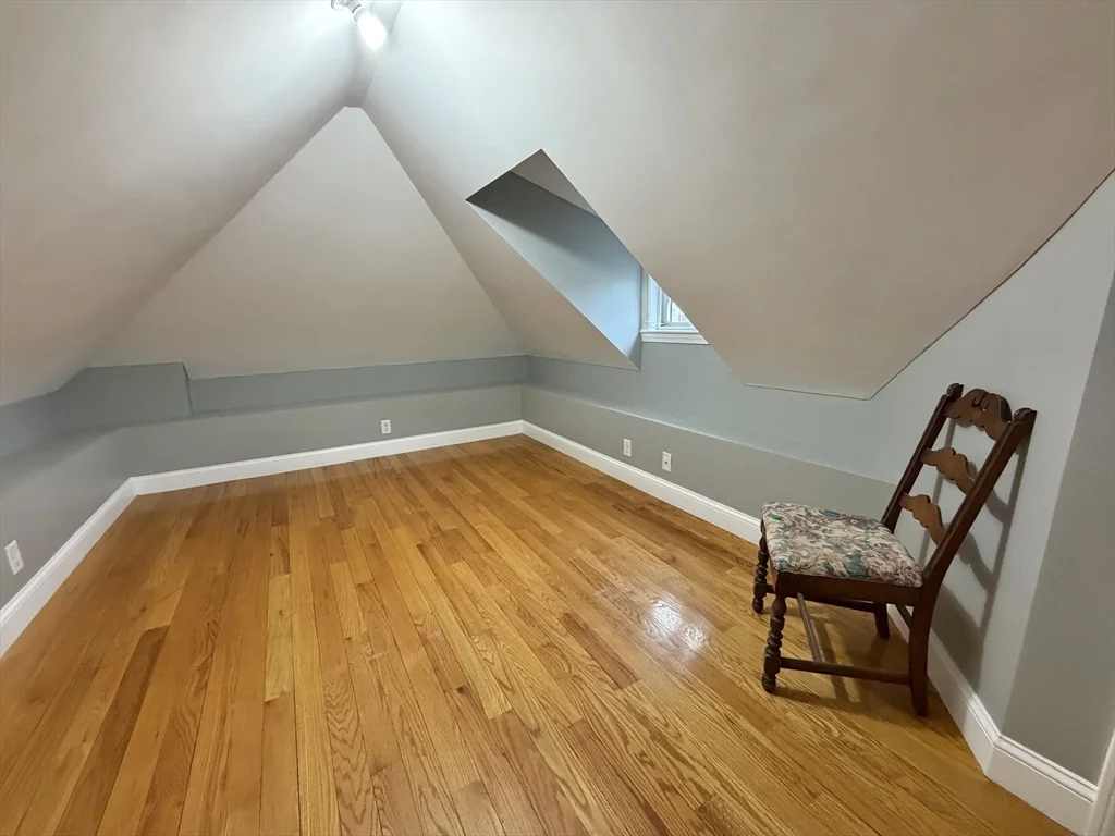 786 Moody St, Waltham