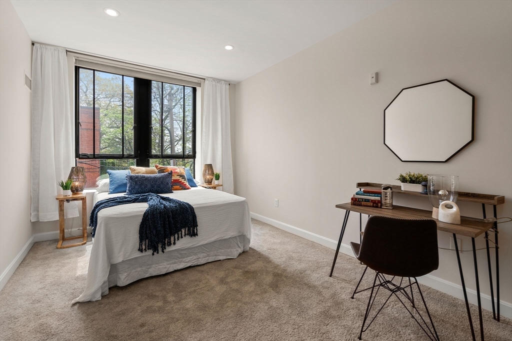 251 Heath St, Jamaica Plain