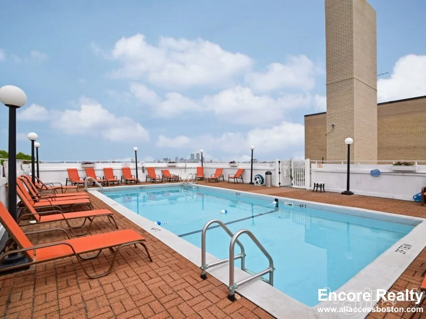 1530 Beacon St, Corey Hill