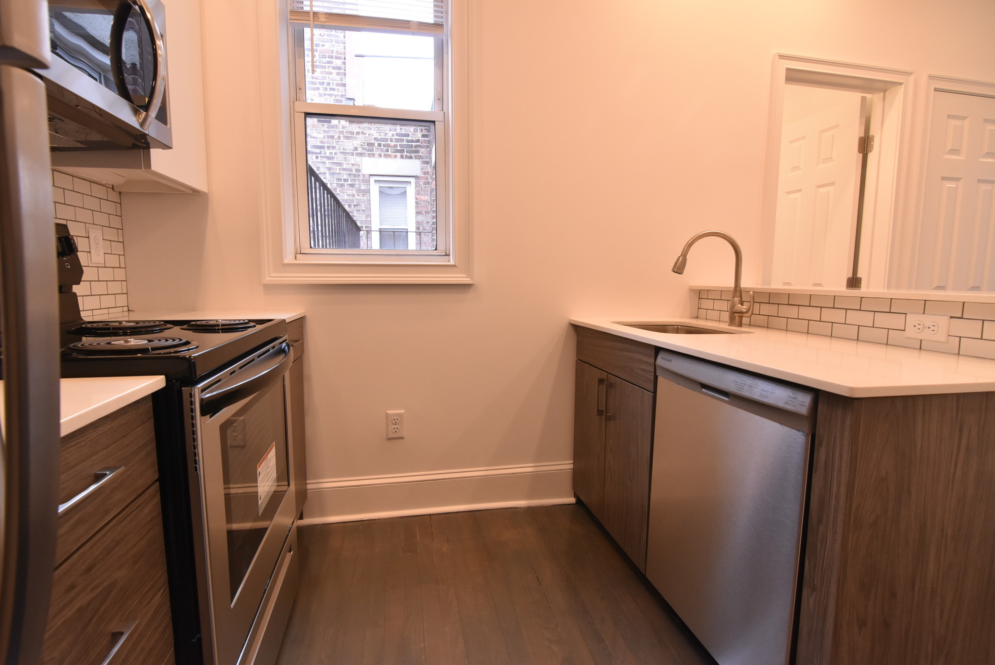 124 Peterborough St, Fenway