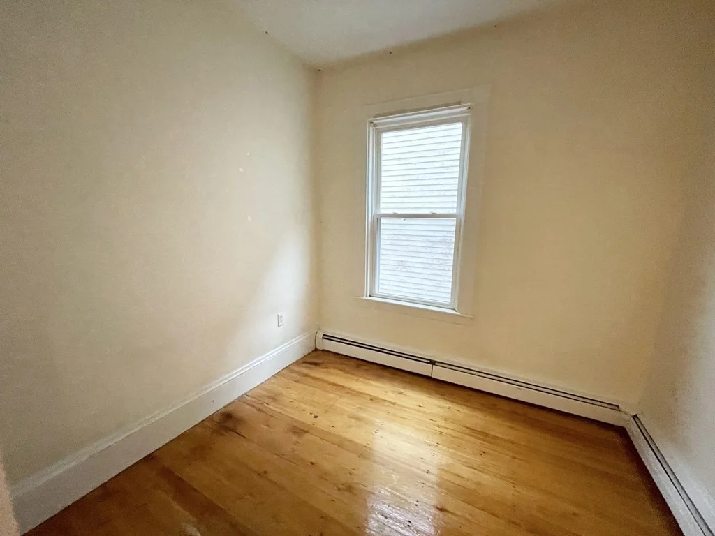 72 Calumet St, Mission Hill