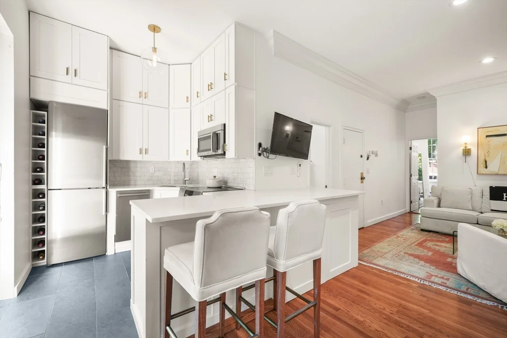 66 Appleton St, South End