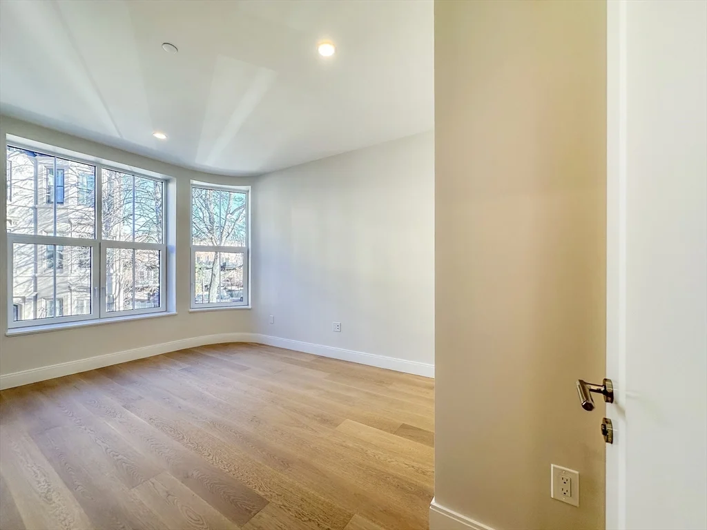 144 Worcester St, South End