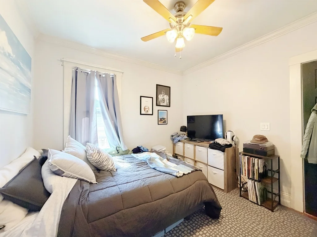 17 Pleasant St, Dorchester
