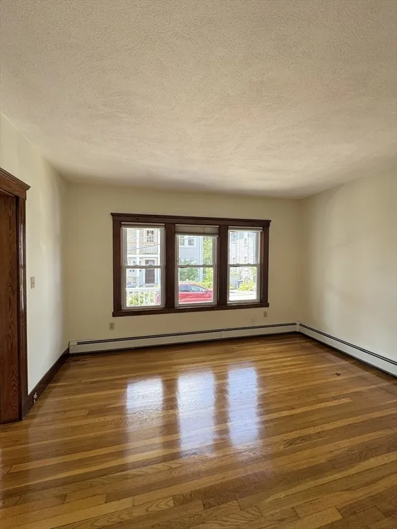 10 Laurel Ter, Ward Two