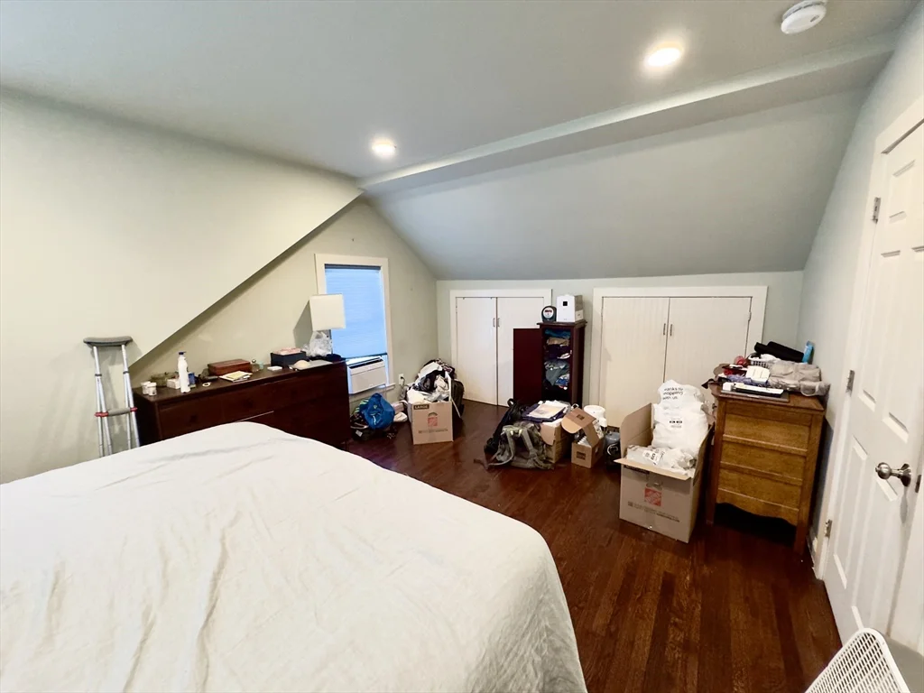 8 Fox Point, Dorchester