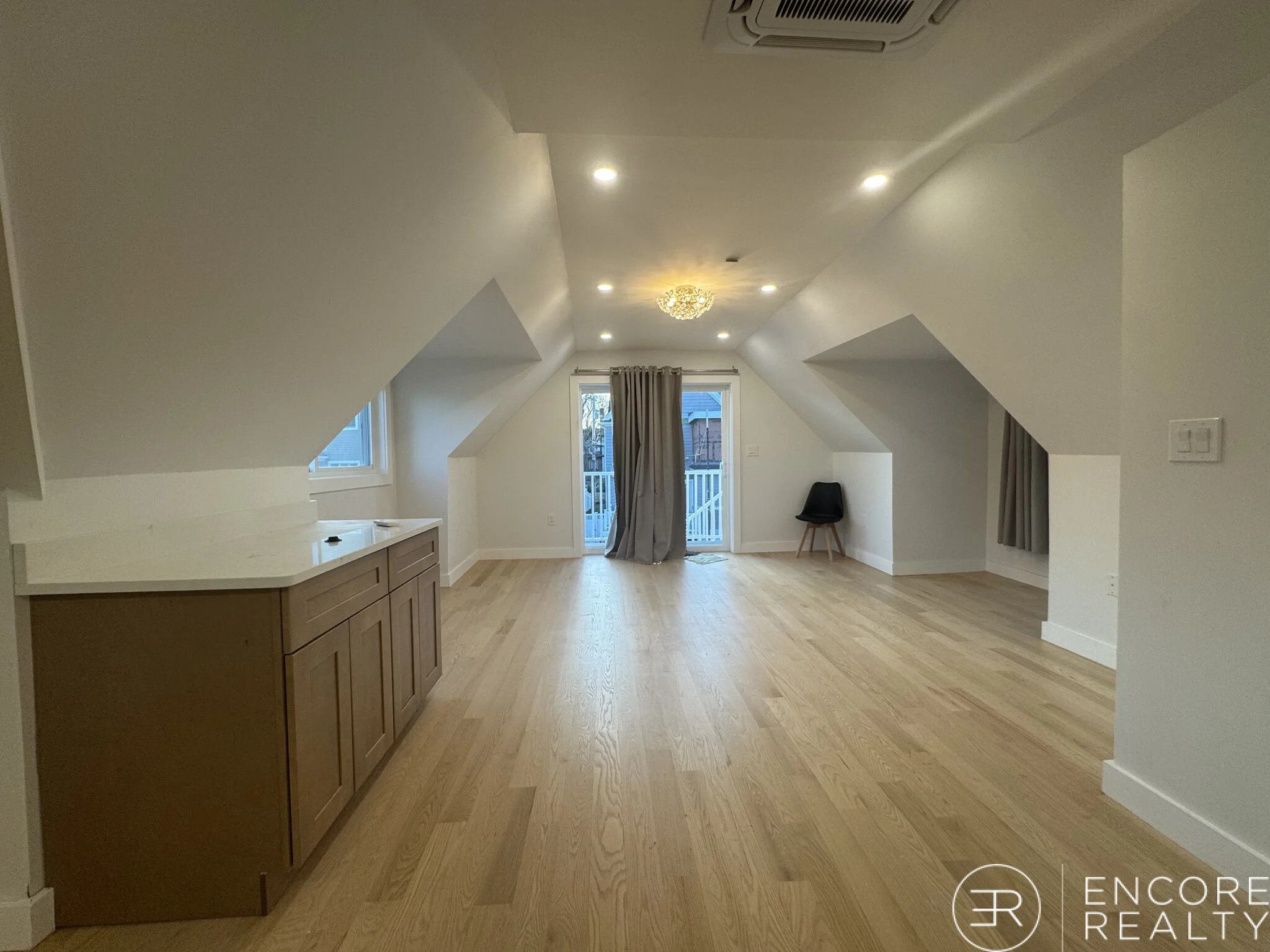 12 Sewall Ave, Winthrop