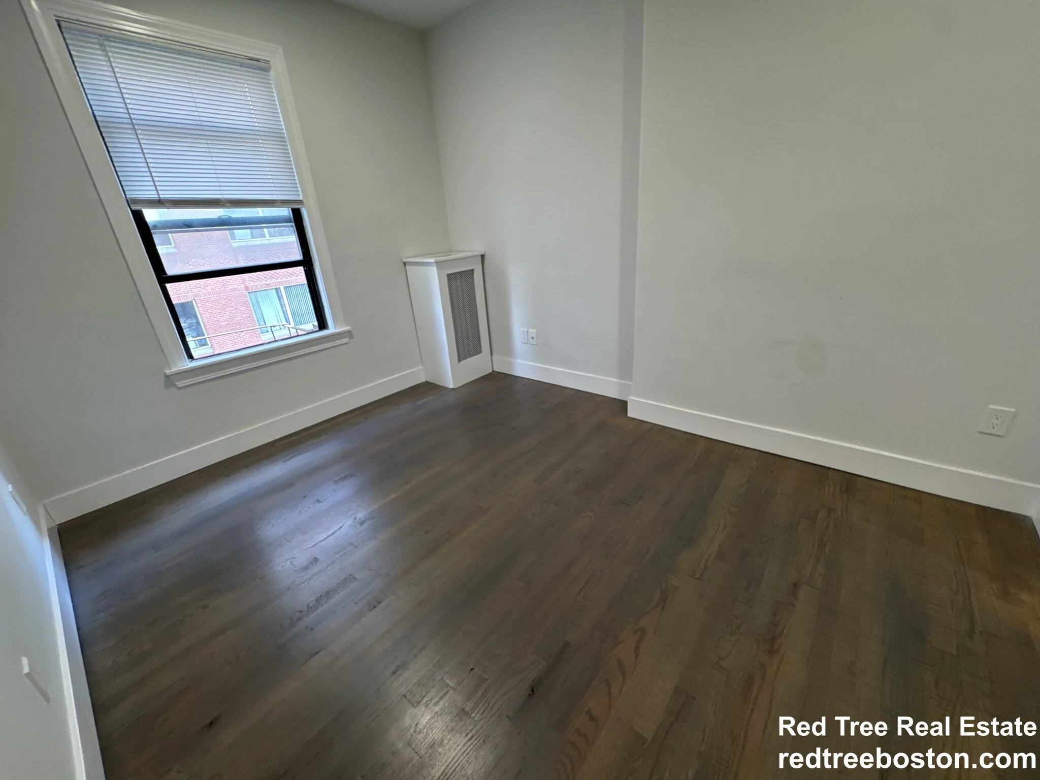 270 Newbury St, Back Bay
