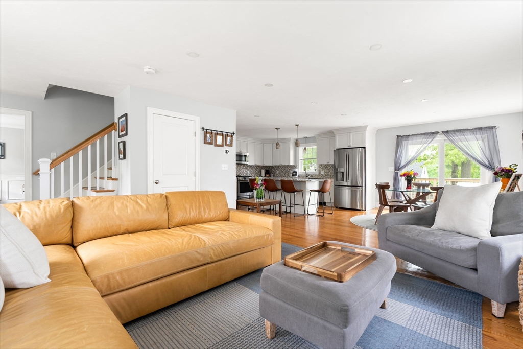 74 Bald Eagle Rd, Weymouth