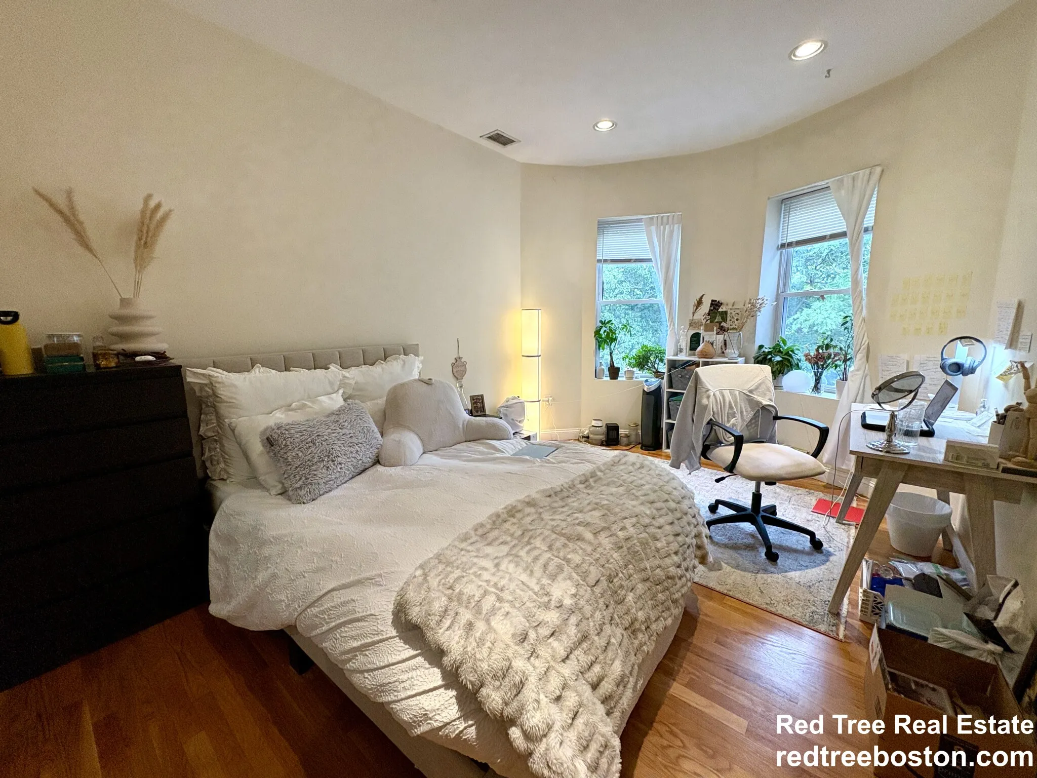 1801 Beacon St, Brookline