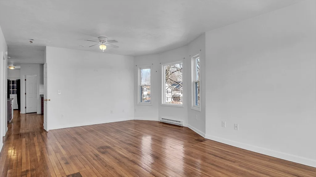 1442 Main St, Webster Square