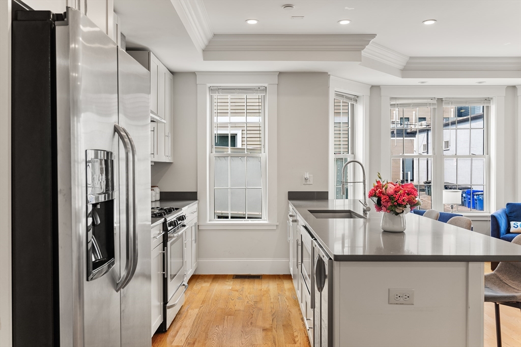 264 Athens, South Boston