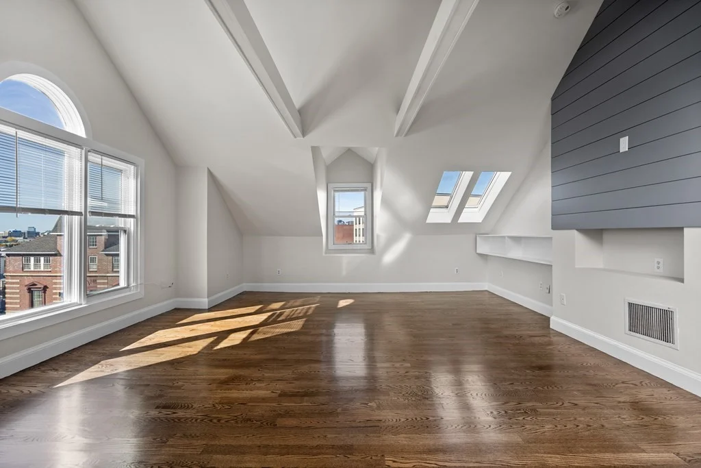 118 Dorchester St, South Boston
