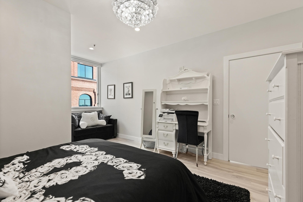 234 Causeway, North End