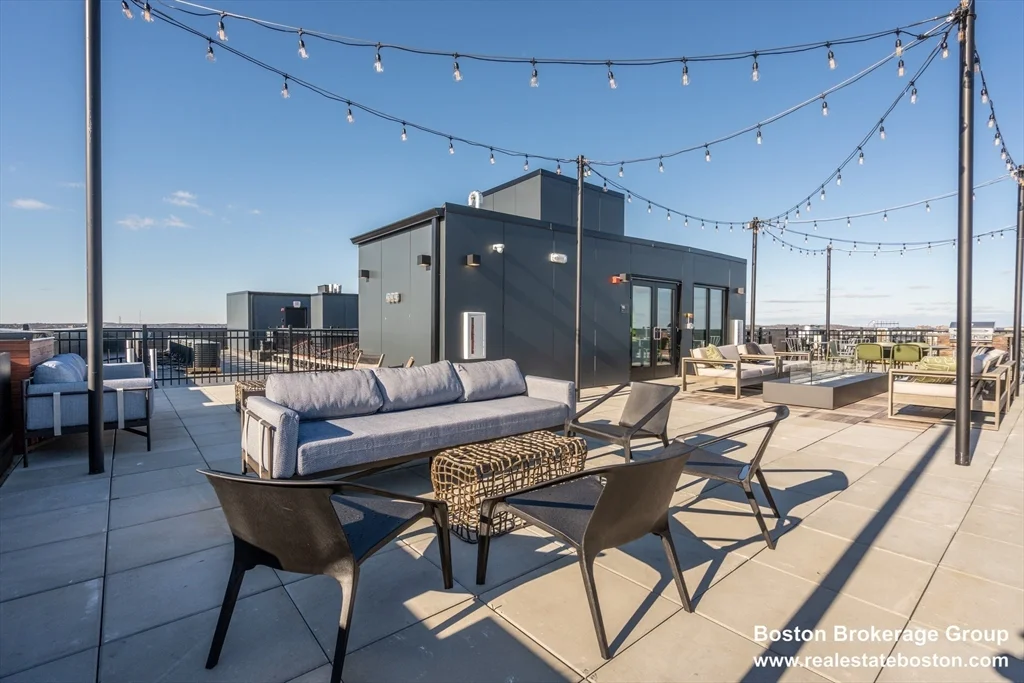 600 Broadway, South Boston