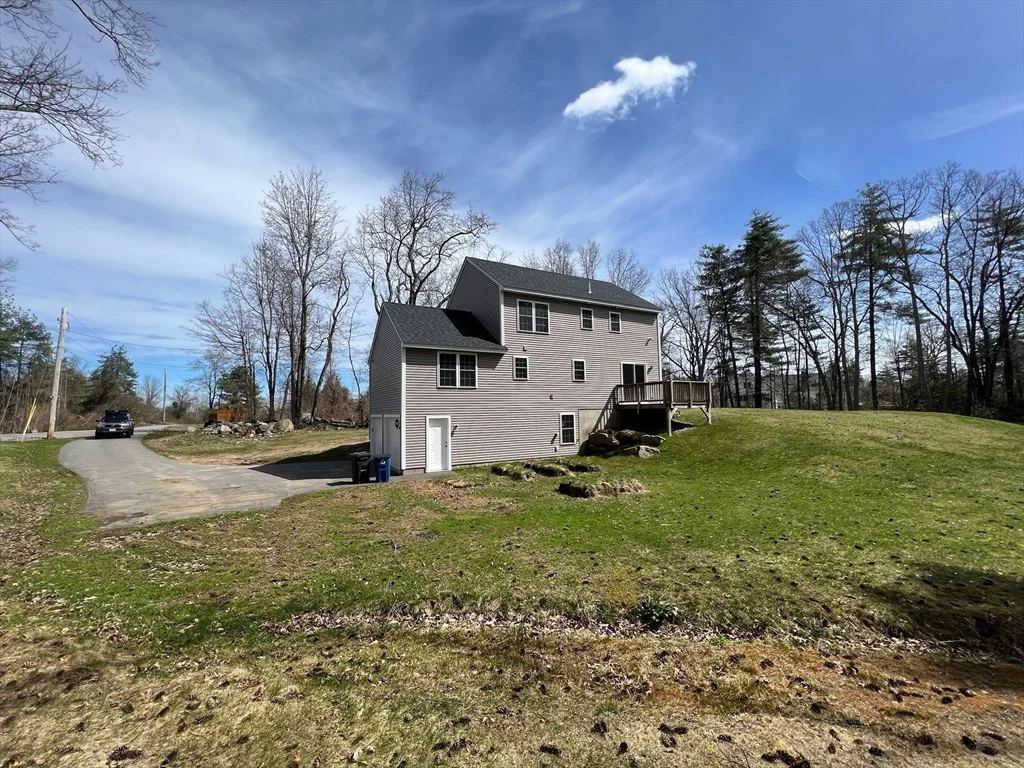 78 Bayberry Rd, Townsend