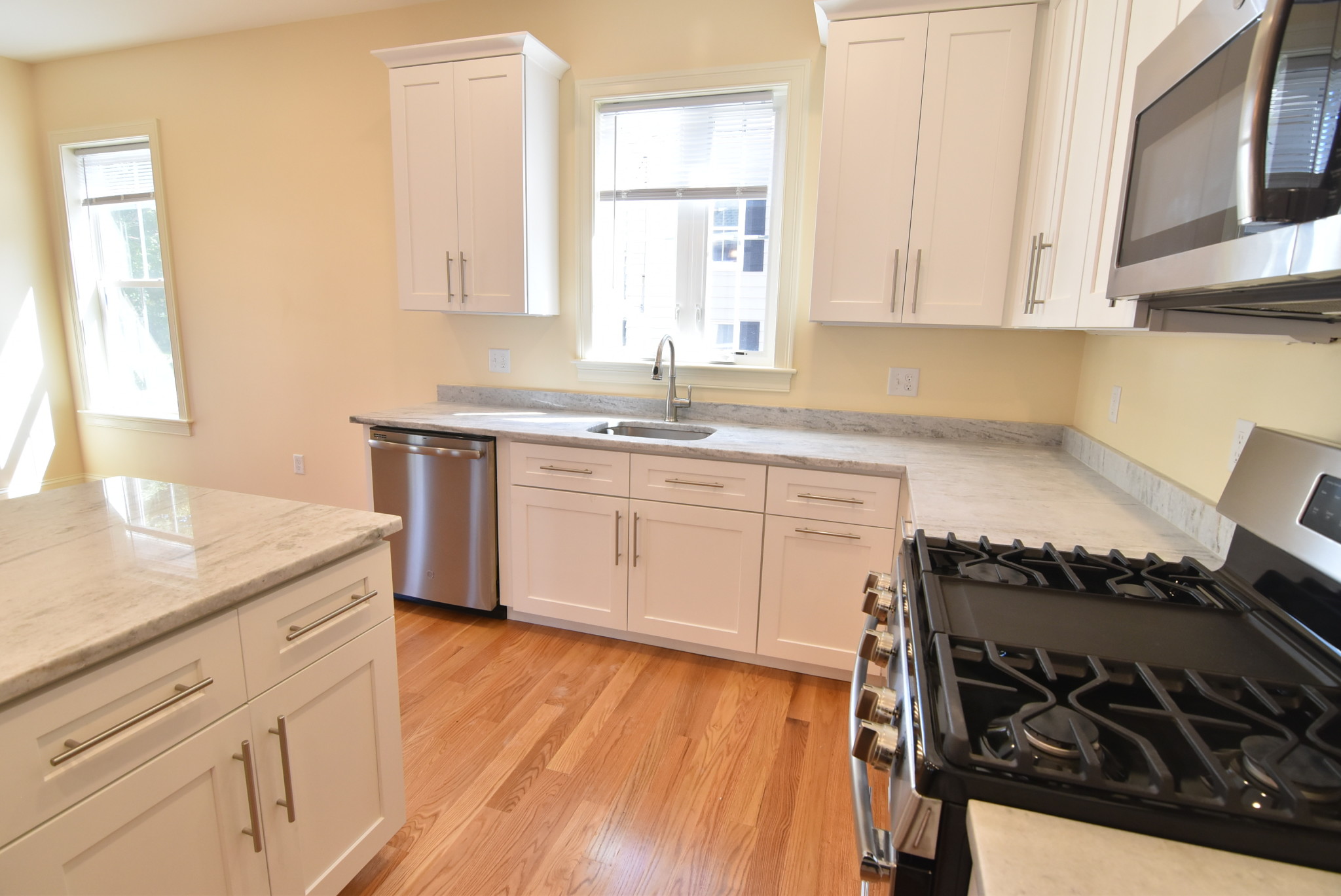 7B Sparhawk, Brighton