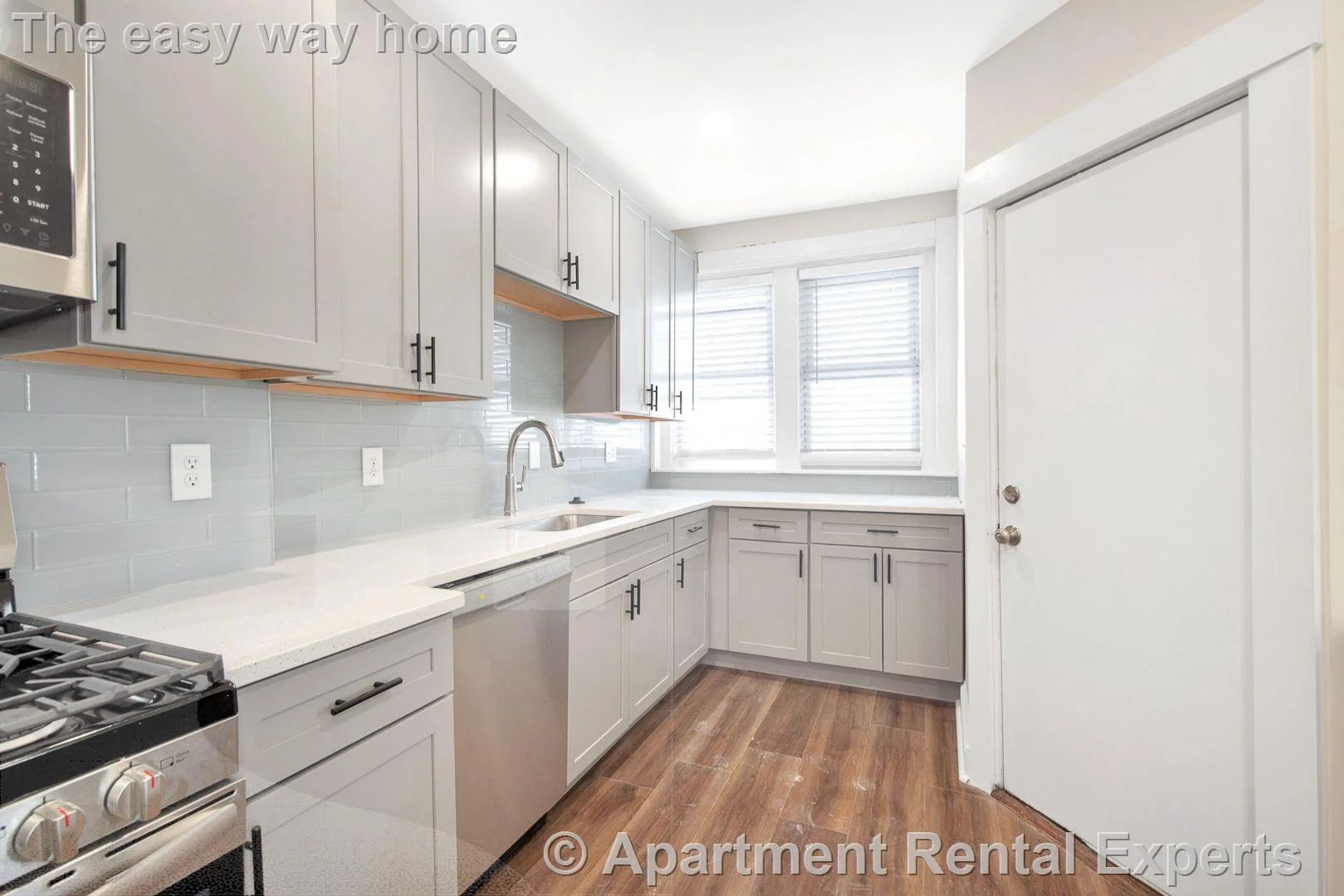 105 School St, Roxbury