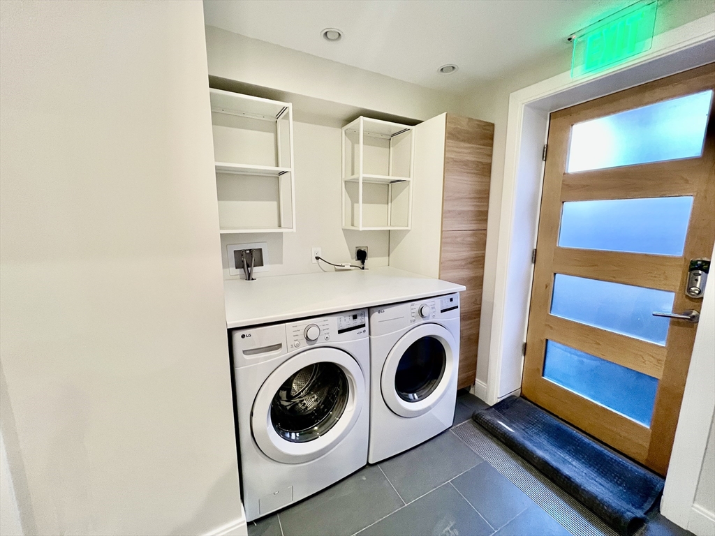 1607 Tremont St, Mission Hill